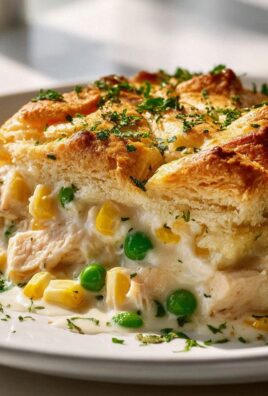 Cremiger Hähnchen Alfredo Auflauf mit buttriger Kruste