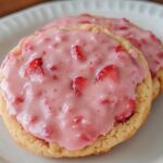 Erdbeerplätzchen mit traumhaftem Glanz