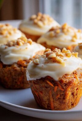 Saftige Karottenkuchen Muffins: Frischkäse Topping Traum
