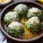 Spinatknödel mit Parmesan