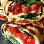Vegetarischer Wrap mit Tomate und Mozzarella
